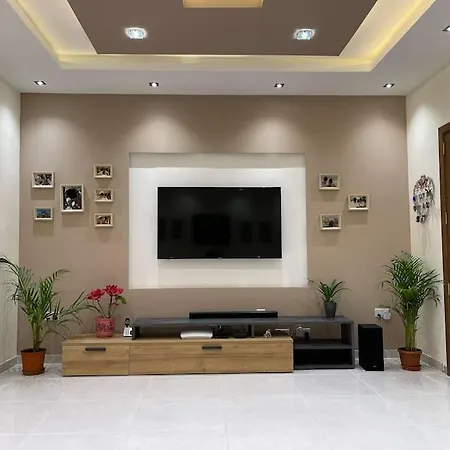 Sunrise Apt - Modern Studio Apt Near The Beach Бирзеббуджа Экстерьер фото